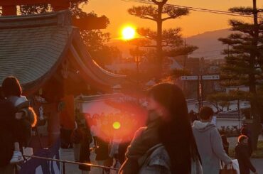 2021年初めての夕日
なんかパワーもらえた気がします！

#伏見稲荷大社 #京都 #夕日...