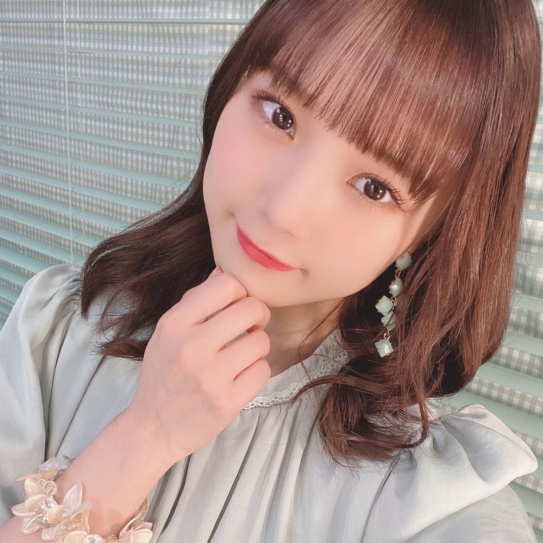 稲場愛香 昨日はストレート 今日は巻き髪にしました Juicejuice 稲場愛香 まなかん アイドル Idol ストレート ヘ Moe Zine 稲場愛香 昨日はストレート 今日は巻き髪にしました Juicejuice 稲場愛香 まなかん アイドル Idol ストレート ヘ Moe Zine