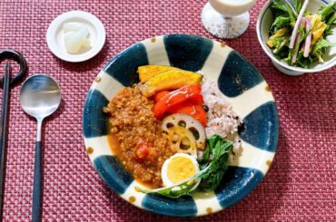 おうちごはん、また載せていくね

#早織飯
#今日のごはん

#薬膳カレー
#赤水菜と油揚げの酢味噌和え
#砂丘らっきょう 
#豆乳

#stayhome
#s...