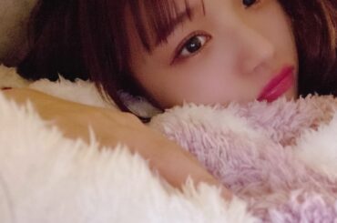﻿
﻿
眠たくてりあいちゃんにもらった﻿
ブランケットにくるまってました﻿
﻿
﻿
﻿
#juicejuice #稲場愛香 #まなかん #アイドル #idol ...