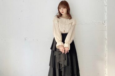 控えめガーリー#みよしふく...