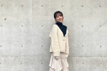 .
オンラインお話会二日間
ありがとうございました︎

今日の私服！
今年はあまりお洋服買ってないから着回し

tops : @23ku_official...