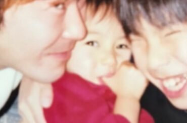 誕生日おめでとう、おにぃたん。
いい笑顔。けど歯抜けてるよ。
おとうたんもいい顔。
私前髪どんなよ。...