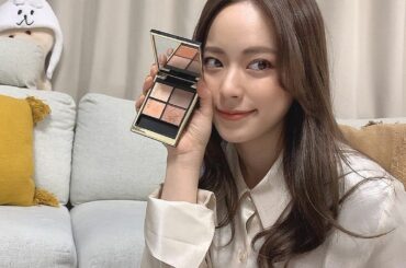 写真たくさんあったんだけどアイシャドウから！
全色スウォッチしたけど、みんなはなに買った？気になる？

限定色は対色の色味でスックぽくてかわいいよね！
定番カラ...