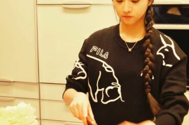 寒い日は野菜たっぷりのスープがホッとしますね

Warm soup with plenty of vegetables is perfect for th...