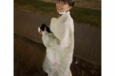 アウターとメガネで誤魔化してるけどその下はパジャマだよ
.
︎写真を撮る時だけマスク外してます。...