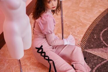 ECHOLE .  @crayme_official 
#crayme #echole #setup #knit #pink...