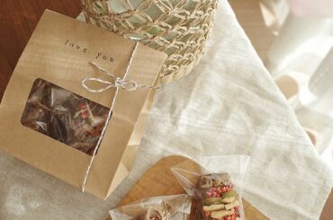 100均で揃う簡単可愛いラッピングの方法
・
バレンタインに是非！
詳しくはYouTubeで
・
#バレンタイン #ラッピング #ラッピングアイデア #お菓子作...