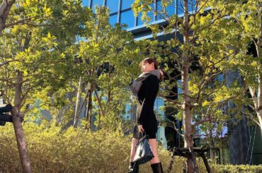 タイトなニットワンピ

ヒールありのタイトめなロングブーツ欲しかったんだあ︎...