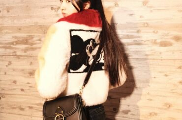 Fluffy warm jacket  The beat bag is a classic to go with everything! 

モコモコジャケッ...
