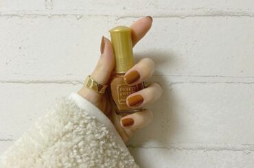 ‪‪︎‬

𝑁𝑎𝑖𝑙𓂃◌𓈒

乾くのを待つ時間が苦手な私にとって
1度塗りでこの発色はとても嬉しいです

#セルフネイル #sweetssweets...