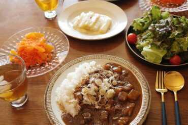 はじめて作った牛すじと大根カレー
・
今まで食べたことのない、感激カレーでした
ずっと悩んでいたSHIORIさん @shiorikaregohan のオンライン...