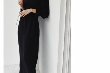 フロントはもちろん、﻿
バックスタイルも可愛すぎるワンピース︎﻿
﻿
上品な雰囲気を纏えるこちらのワンピは﻿
ウエスト部分の絶妙なカーブが素敵…﻿
﻿
背中部分...