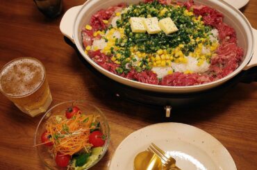 楽したい日はおうちでペッパーランチ風！
・
ストーリーに載せたら沢山作り方を知りたいとメッセージ頂いたので↓

➀牛肉にタレを漬け込む。我が家は焼肉のタレがあっ...