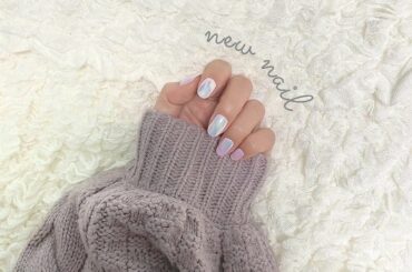new nail︎
ホワイトベースのオーロラネイルです

普段はピンク味強いメタリックな発色なのに
フラッシュで撮るとまた違う光り方ですんごく可...