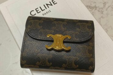 新しいお財布。かあい。
@celine 
#newwallet...