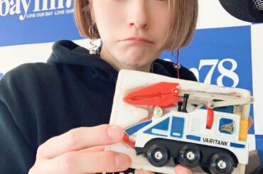 ㅤㅤㅤㅤㅤㅤㅤㅤㅤㅤㅤㅤㅤ
去年の誕生日に#bayfm 『MOTIVE!!』の相方・#安東弘樹 さんが
発売当時からご自身が持っていた私物の#バリタンク を...