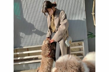 In love with this blue. #DIORCARO @dior 
ヘビロテになりそうです。♡
・
これは暖かい日にお散歩に行った時の写真で...