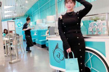 ﻿
やっぱりココに行く時は﻿
ブラックコーデの方が多いよねん〜﻿
﻿
わたしが行った時も、﻿
半分ぐらいの人が ブラックコーデだった笑﻿
﻿
#tiffany ...