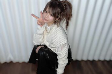 .
上下 ZARA〜♬☻
中は レースを重ね着してみました

でもこの洋服は重ね着せん方が
かわいいかも！！！笑
腕のあいとーとこ分からんもんね

ZARAオシ...