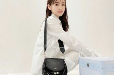 可愛いフォルムに、柔らかいレザーの新作バッグ
FURLA PORTAGIOIA
#furla#furlaillusions#bag#oggi...