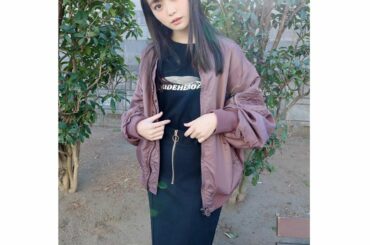 今日の私服♡
#カメラで撮影 
#カメラ女子 
#自然光が好き 
#黒コーデ 
#低身長コーデ 
#暖かい日 

今日はとっても暖かかったね〜
私は少し出かけま...