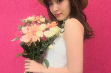 ︎ @miia_official ×鈴木愛理
﻿
5回目のコラボが発表になりました﻿
今回は、ジャンスカとワンピースの2型﻿
﻿
このワンピースがあざといのなん...