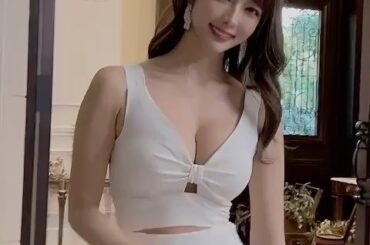 Which dress do you like the most?
.
久々のリール
どのドレスが一番好き？
.
#dress #dressup #japan...