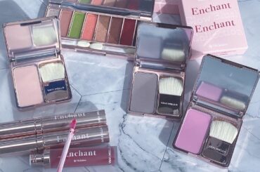 @niki_sakino ちゃんプロデュースの @vavimello_official のコスメ
全部可愛いの！
色は2枚目以降を参考にしてね
.
.
#vav...