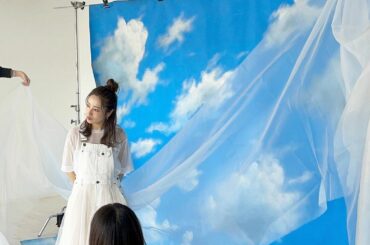 #メモリアルカレンダー のオフショット﻿
この前は布で顔にモザイクがかかった﻿
NGショットを載せたのでちゃんとしたのを（笑）﻿
﻿
#メモリアルカレンダー #...