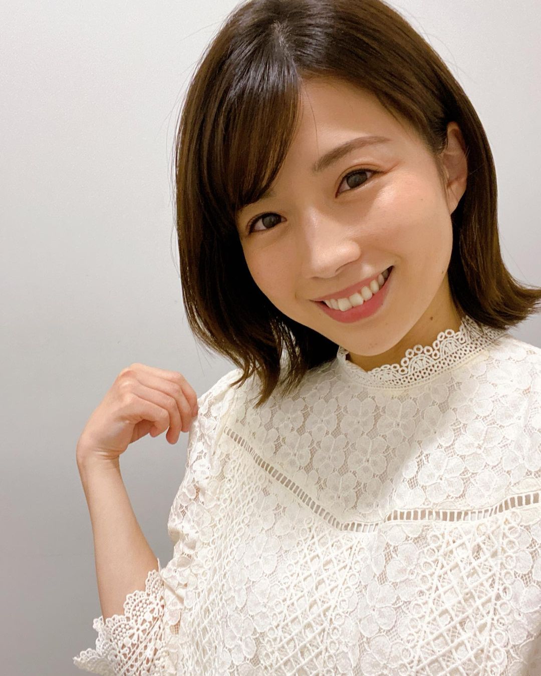 田中萌 今日のトップスはレーシーで上品な感じでした 明日はアベヒルです Jチャン Jチャンネル 衣装 テレビ朝日 アナウンサー 田中萌 Moe Zine
