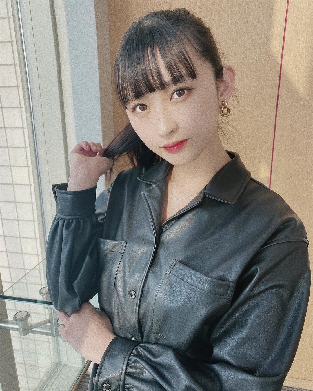 松本日向 餡子すきやねんけど和菓子だいすき レザーワンピース レザー モノトーンコーデ ブラックコーデ ポニーテール ぱっつん前髪 ワ Moe Zine 松本日向 餡子すきやねんけど和菓子だいすき レザーワンピース レザー モノトーンコーデ ブラックコーデ ポニーテール ぱっつん前髪 ワ Moe Zine