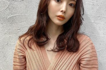 月1の美髪day
ヘアカラー、カット、トリートメント、炭酸ヘッドスパ。
ヘアカラーはピンクとラベンダーで春らしく透明感抜群の色に光にあたるとほんのりピンクになる...