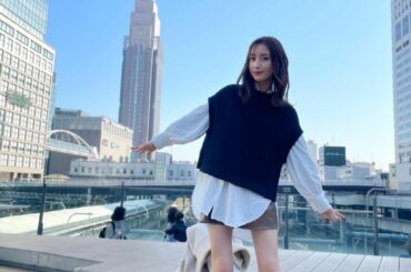 .
今日もまた158cmに見えないブーツで
身長詐欺かましております
.
.
顔だけ見て身長大きそうってよく言われるのに
実際会うとちっさいやんっていうツッコミ...