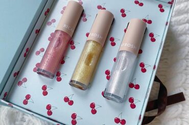 @ricafrosh.official のラメグロス3色セットのパッケージもすごく可愛い…！
3枚目のラメは色味加工していないので参考にしてもらえると
.
.
...