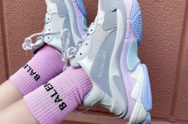 つつつつつついに買ってしまった！
 @balenciaga のトリプルS

#balenciaga...