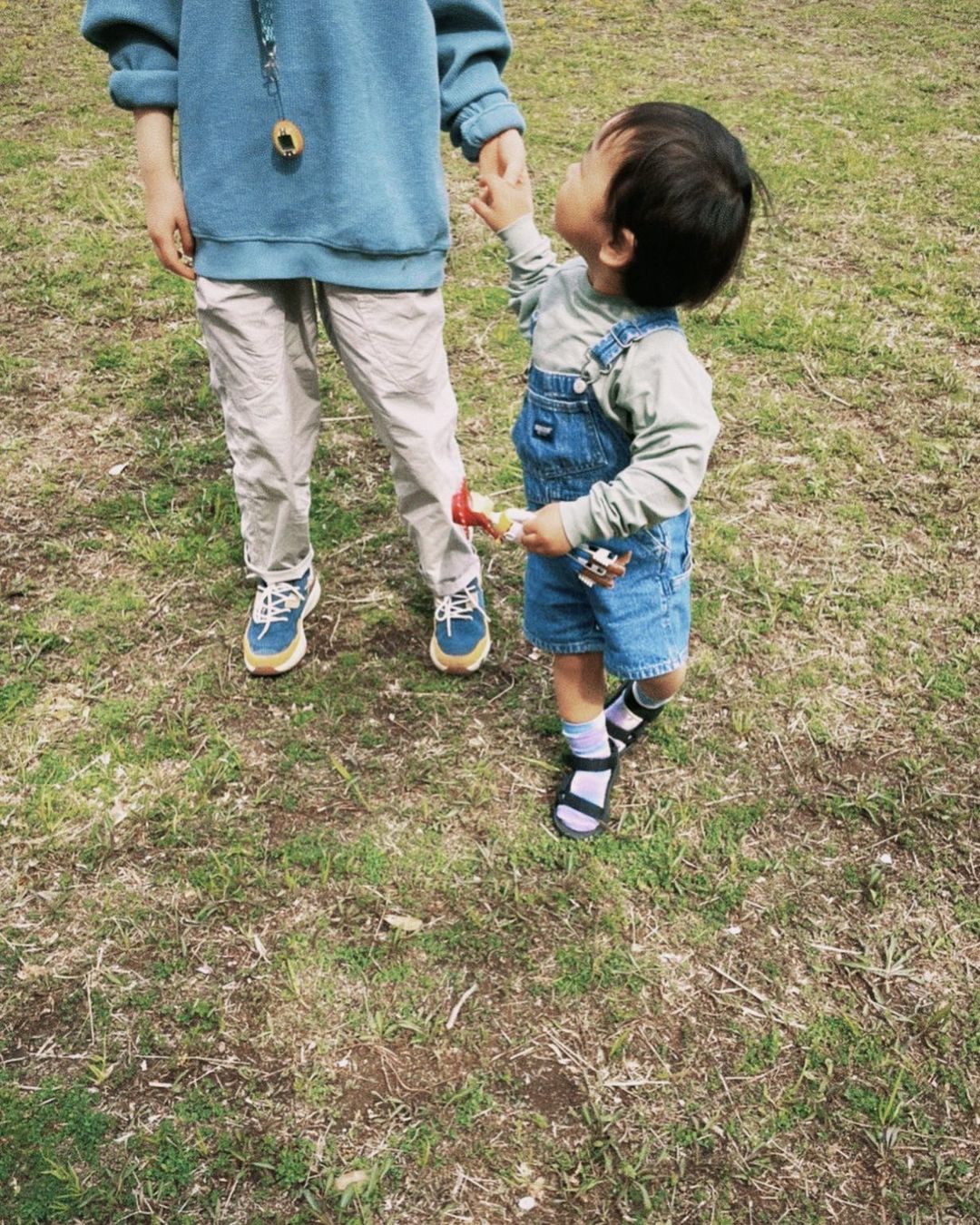 佐藤優里亜 息子が小さい子に優しくする番になったんだなぁ この時期 可愛くて可愛くて可愛くて大変だけど本当に可愛かったなぁ 親友の息子くん Kk 0503 A Moe Zine