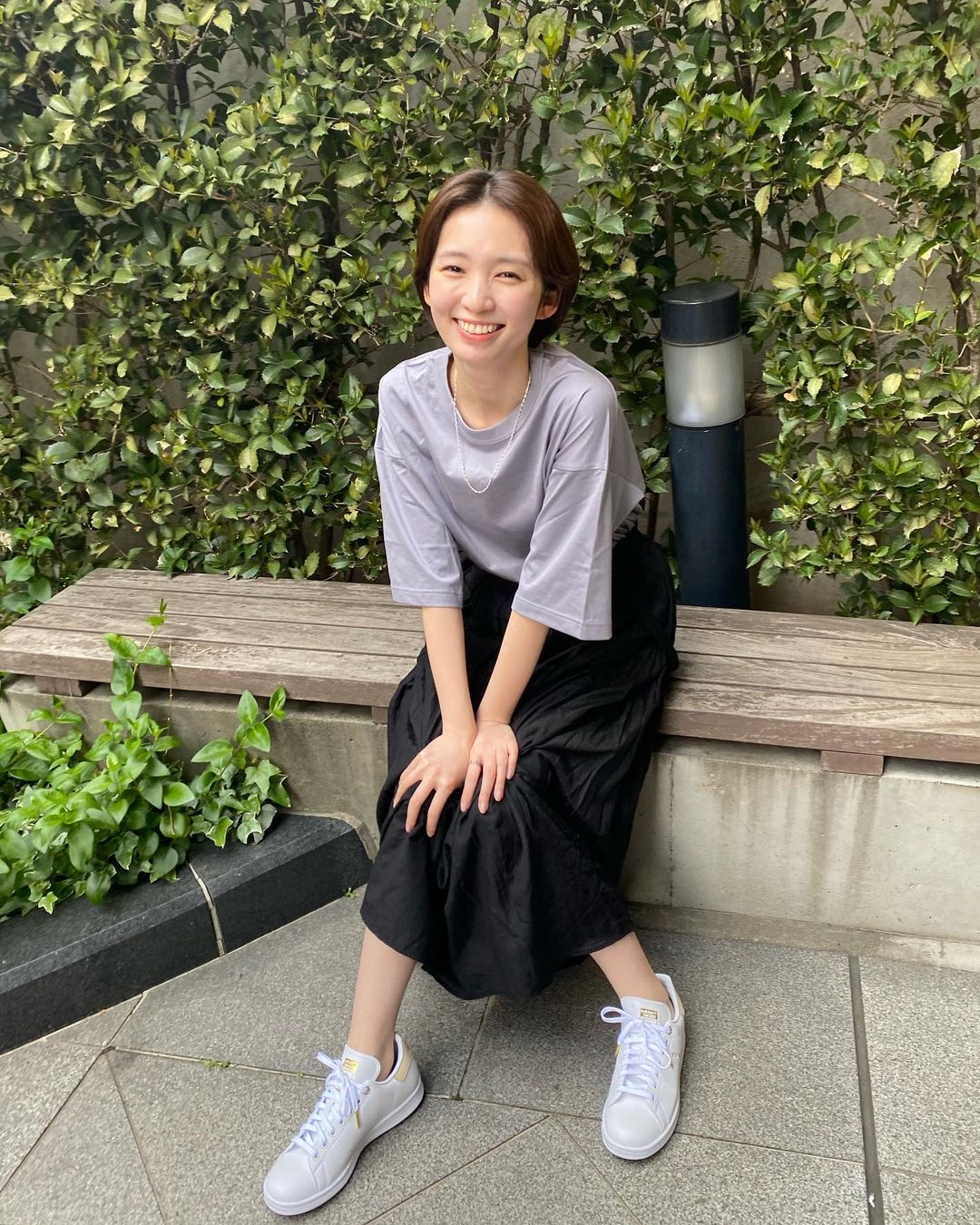 朝香りほ Billys Tokyo 別注のスタンスミス 白いスニーカーって浮いちゃう感じがして 中々手が出せなかったけど ヒール部分に ミルクティーベージュ アク Moe Zine