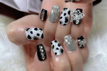 .
ネイルライブ用に
ド派手にしたっちゃーん✧

そういえば昔「ド派手」ってあだ名つけられたの思い出した
そう私は こうでなくっちゃ︎( ‎¯‵̮¯ )
・‥…...