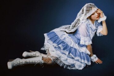 ALICE and the PIRATES﻿
新作モデルやらせてもろてます﻿
これは 涙ちゃん というお洋服﻿
ロリータブルー  ﻿
#aliceandthep...