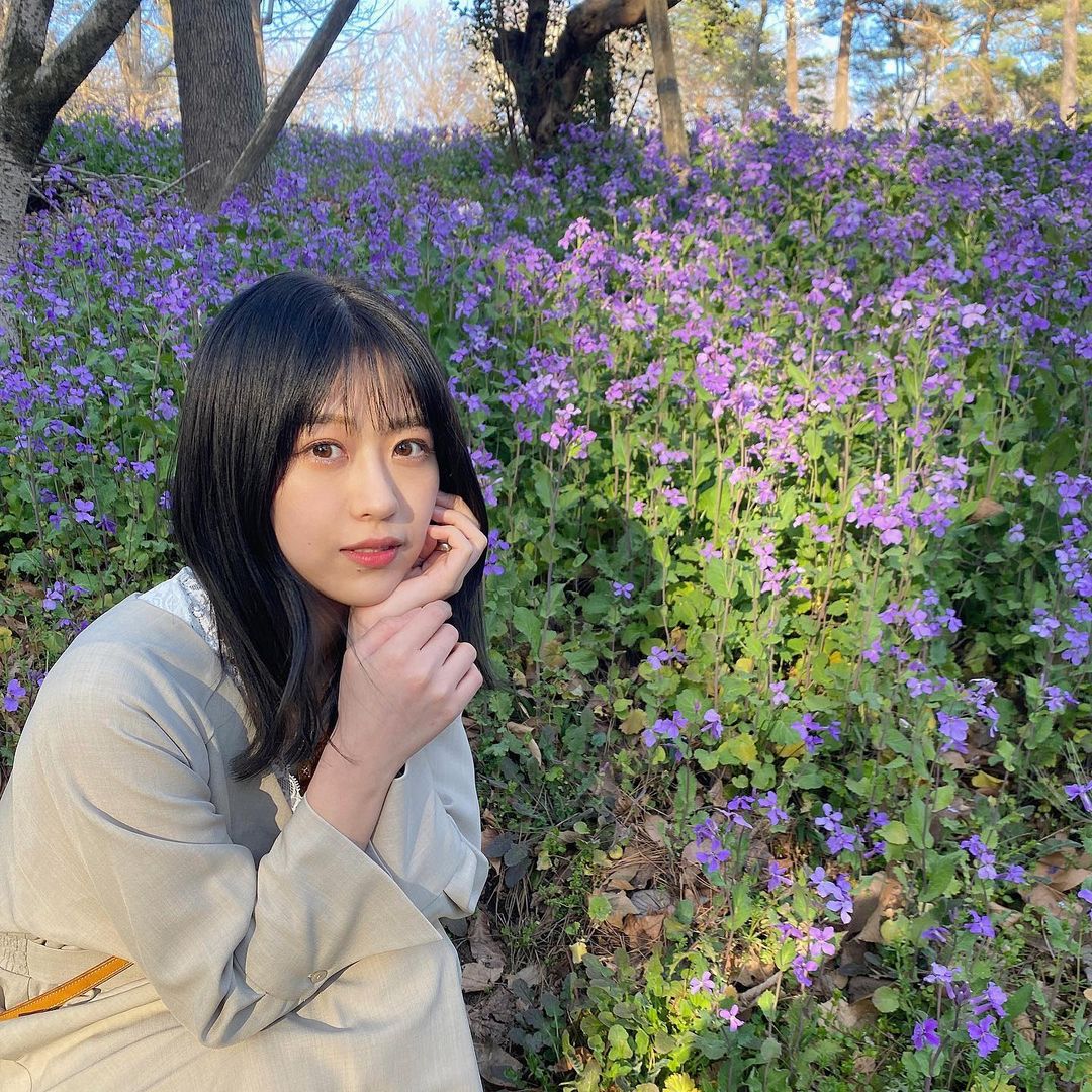 篠崎彩奈 紫のお花可愛い 暖かくなってきたから最近お花の投稿多めですね Flower お花 お花畑 Moe Zine 篠崎彩奈 紫のお花可愛い 暖かくなってきたから最近お花の投稿多めですね Flower お花 お花畑 Moe Zine