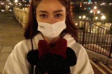 みなさん、こんばんは
いつかの夢の国の動画です、テンション高めです
今日は寒かったですね、暖かくなったらまた行きたいです今週もファイトー！！！
今夜は卒業という...