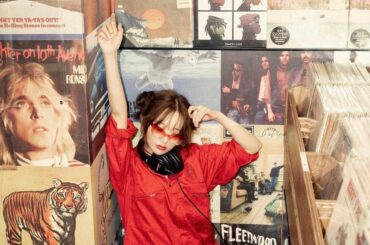 この4月から、新番組﻿
『 LIVE DRAGON AuDee 』はじまりました﻿
パーソナリティ担当しております﻿
﻿
ライブが日常から消えて一年、﻿
演る側...