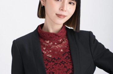 日向坂46出演ドラマ『声春っ！』﻿
﻿
それぞれの役のビジュアルが解禁されました﻿
岩尾先生はこんな感じです！﻿
﻿
にこにこドSなクールビューティーな役﻿
…...