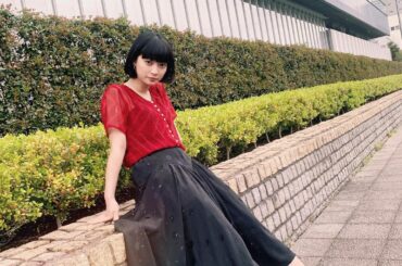 .

テレビ東京『マヂカルクリエイターズ』の収録の待ち時間にマネージャーさんと息抜きで散歩〜
番組の次の出演回は2日後の、
4月12日24:05〜です！
怖い話...