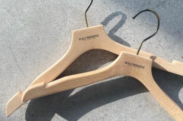 ハンガー可愛い
POPUPでも、ハンガーは売っていないのですか？
と言っていただく事が何度かあって嬉しかったです...
又POPUPで色々な場所に行きたいです♩...