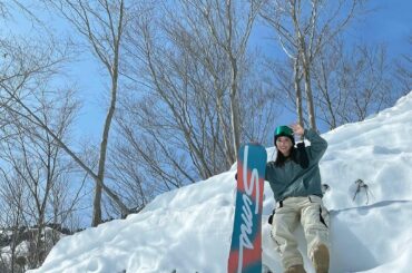 .
スノボしたいなあ
....