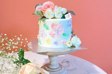 *
バースデーケーキ
食べるのもったいないくらい可愛いでしょ！食べたけど！

写真はこみから送ってもらいました。
撮り方もさすがです
#birthdaycake...