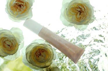 My essentials in the sunshine

@herlipto 
#Herliptobeauty
#sunscreen
#glowsunscr...