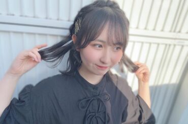 *
*
メイクさんがしてくださった
髪型かわいすぎてるんるんでした！
*
*
#ヘアアレンジ #髪型 #編み込みアレンジ #ヘアピン #ゴールドピン...